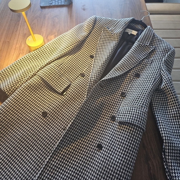 Designer Brand's check Coat [NEW] - Picture 1 of 7